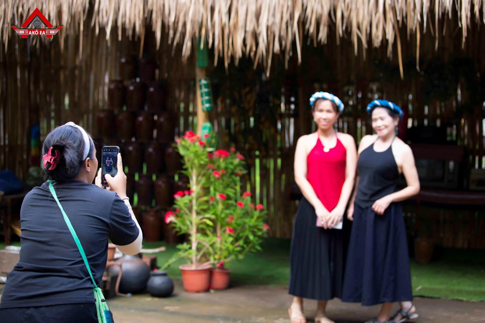 Nhon-PhanIMG_0405a5843df0268acf10.jpg