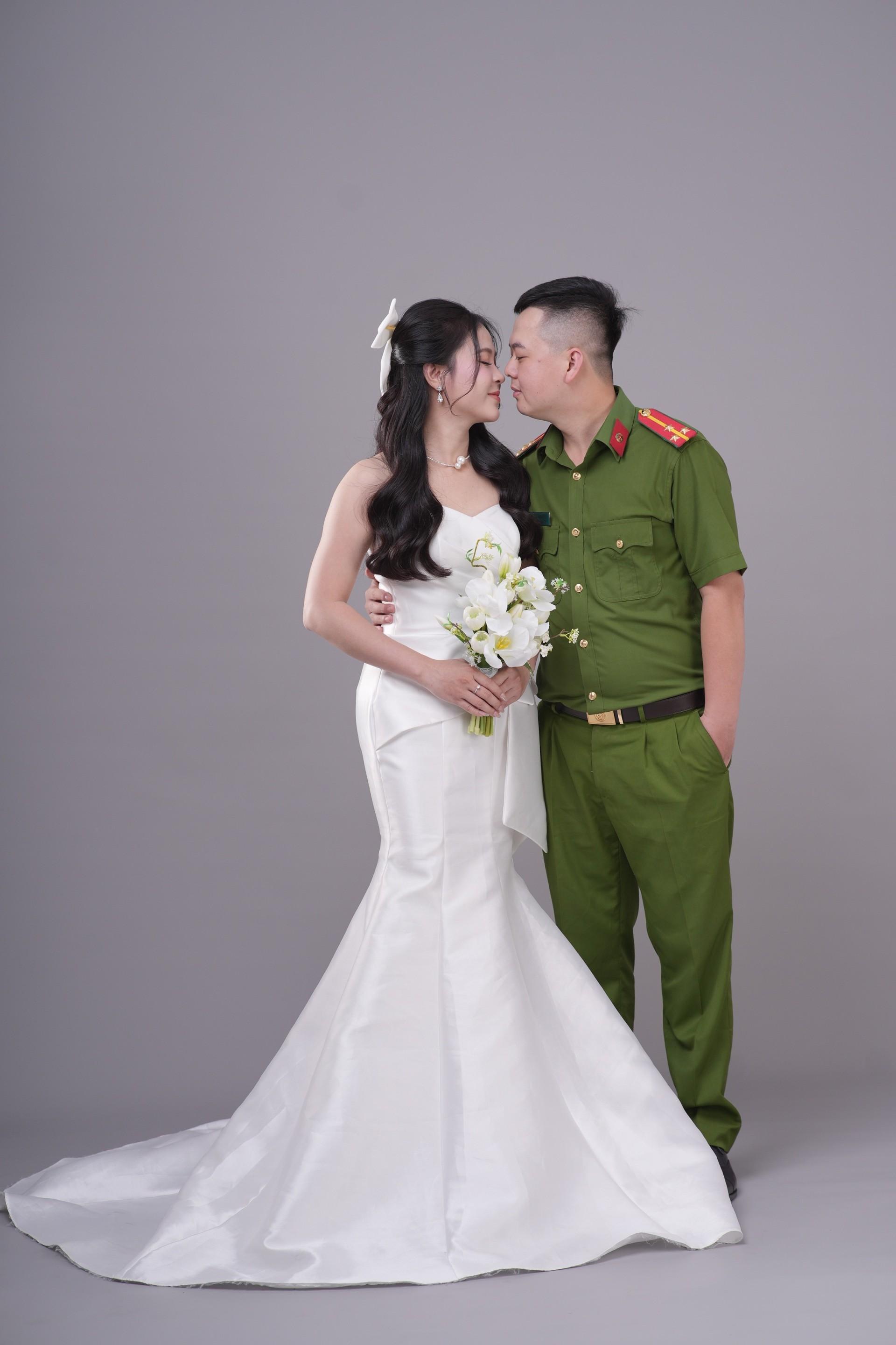 HUN083976313a93687a1b120.jpg