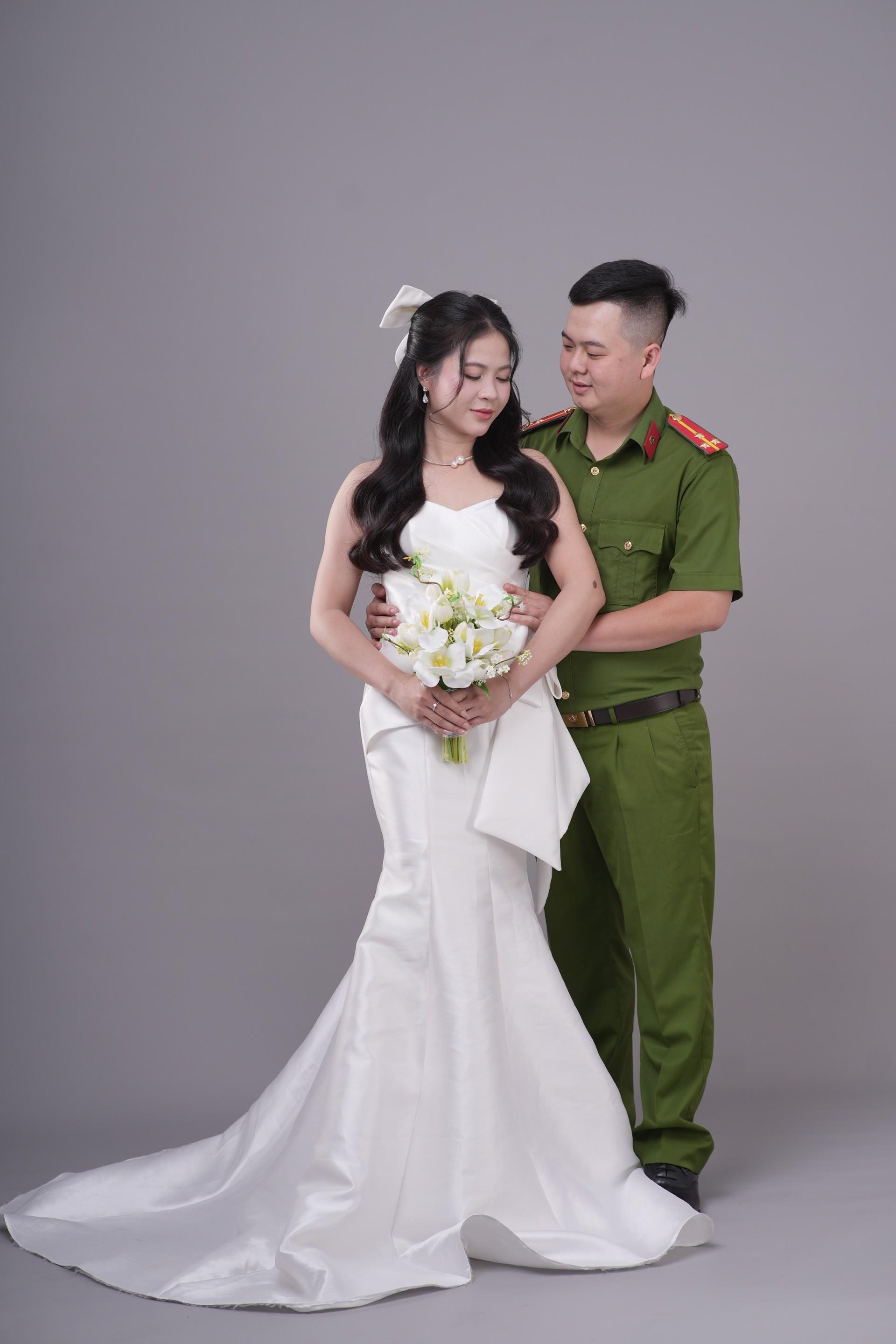HUN08432