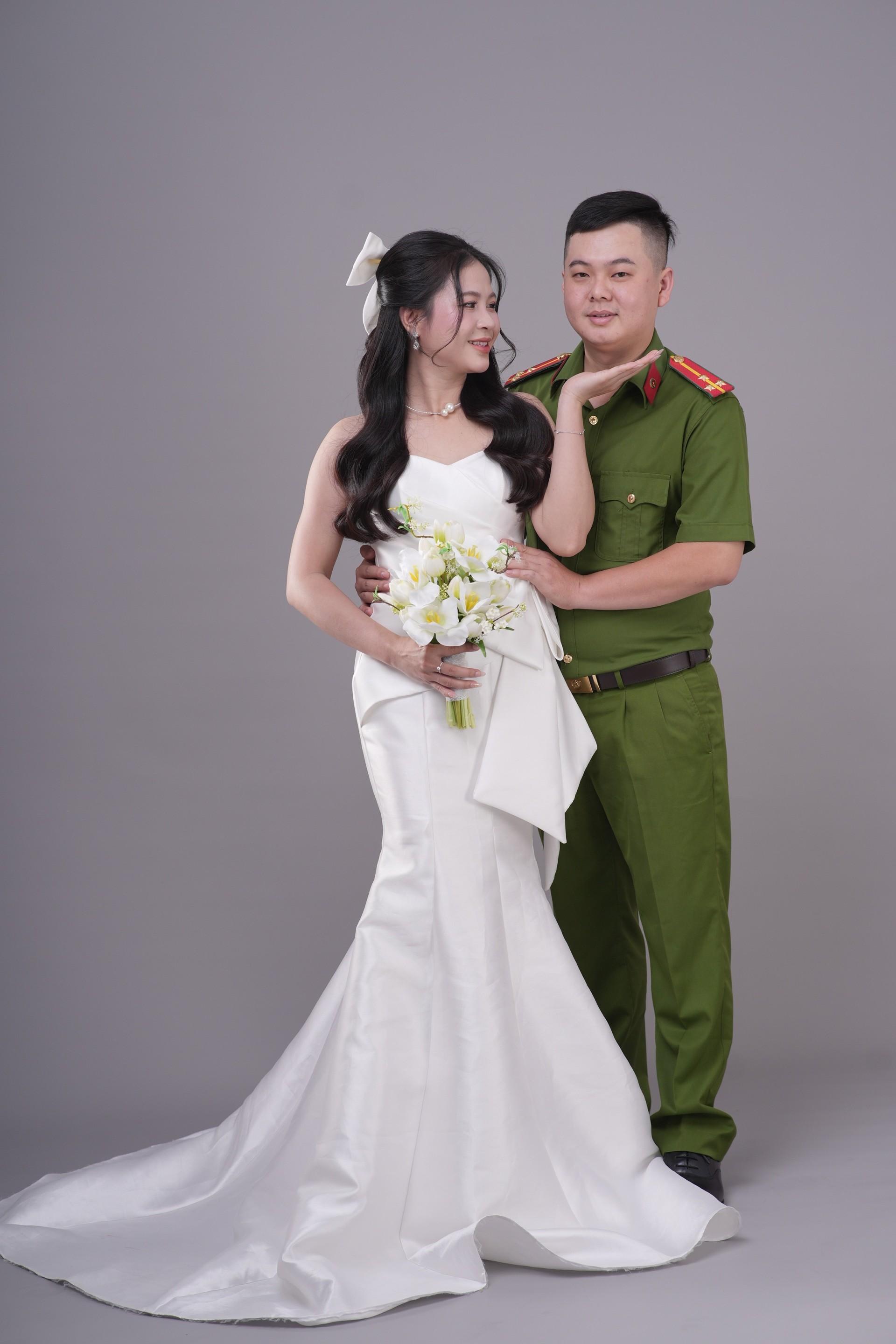 HUN08436