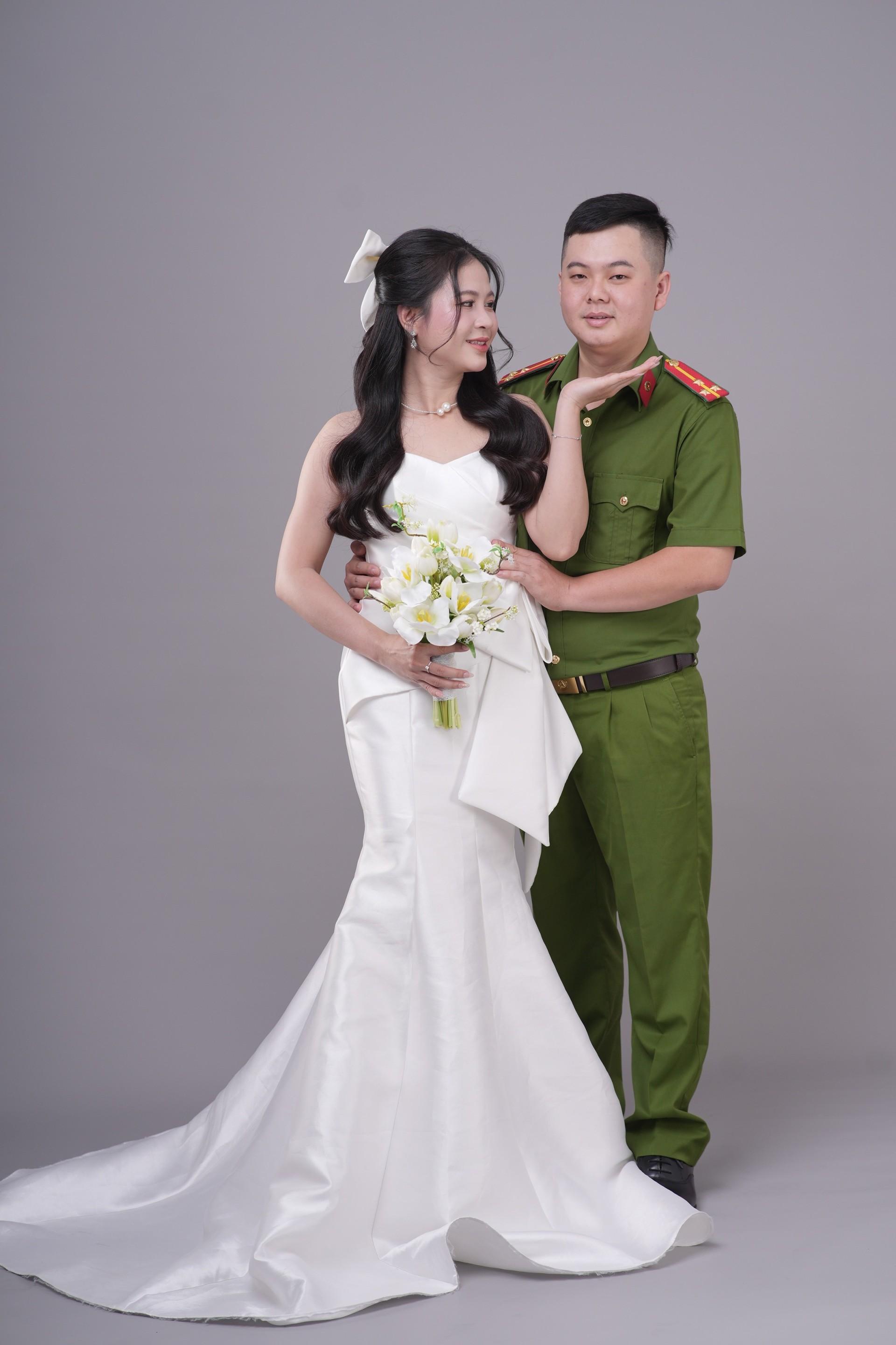HUN08437