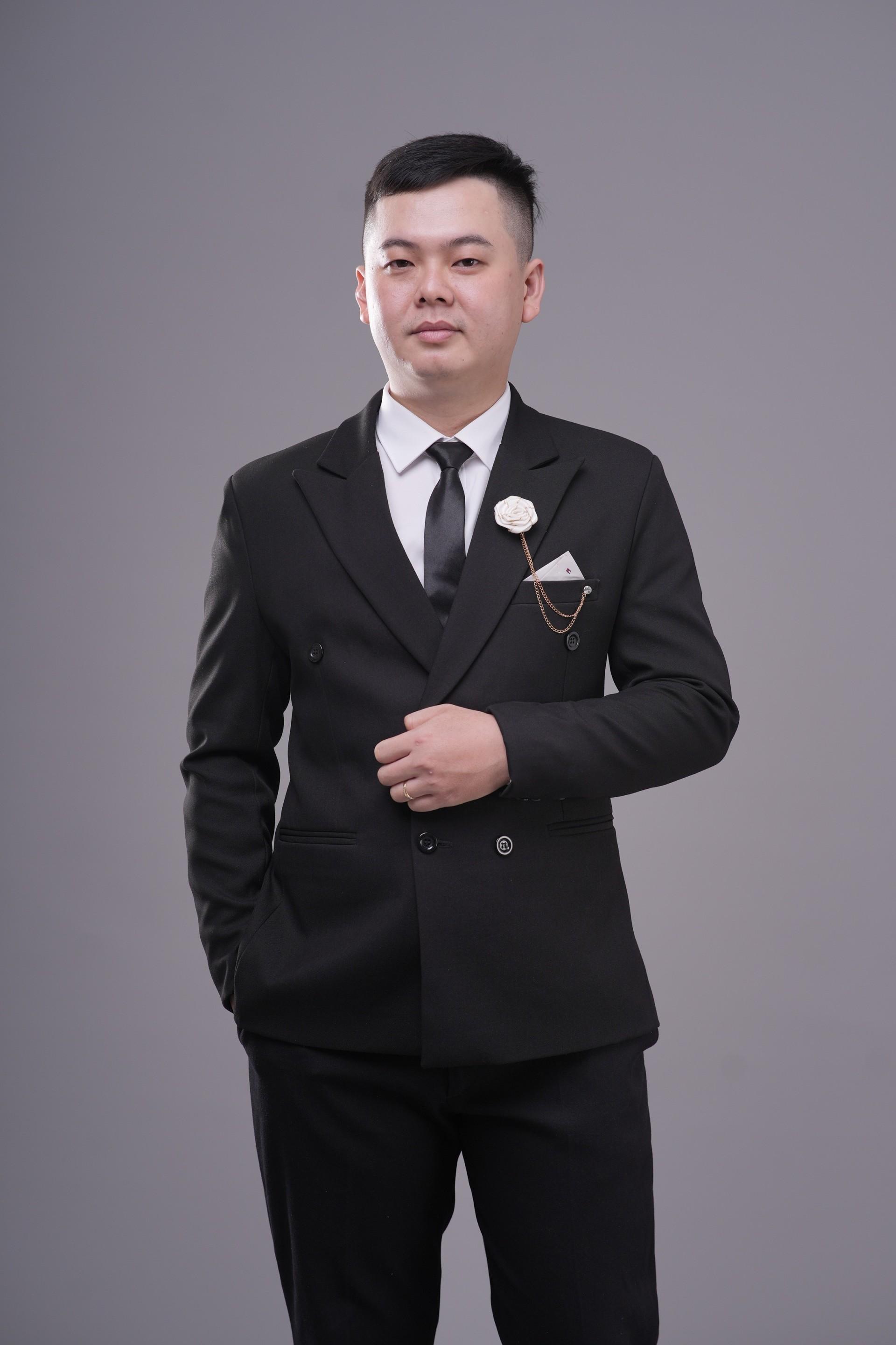 HUN08548