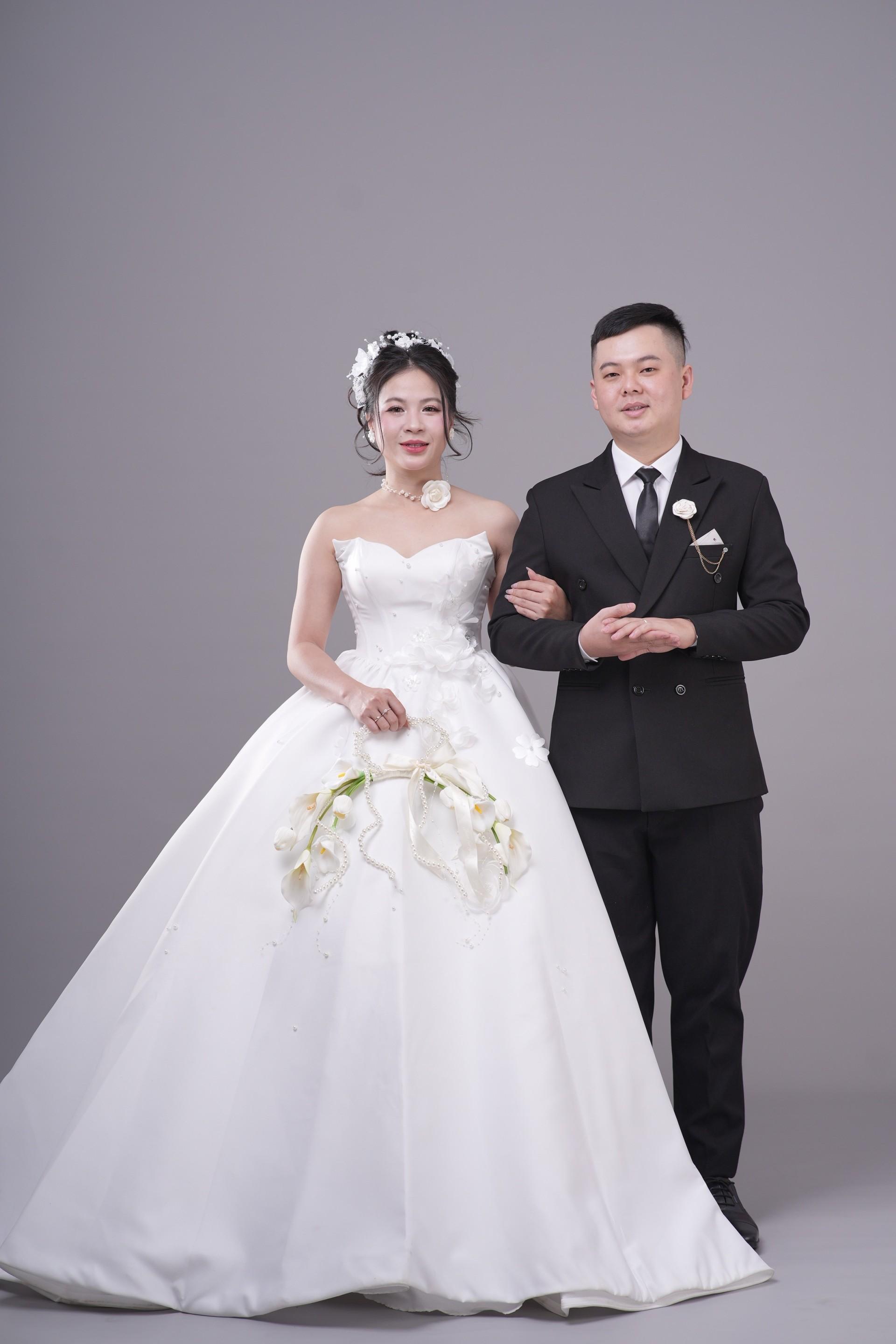 HUN08566
