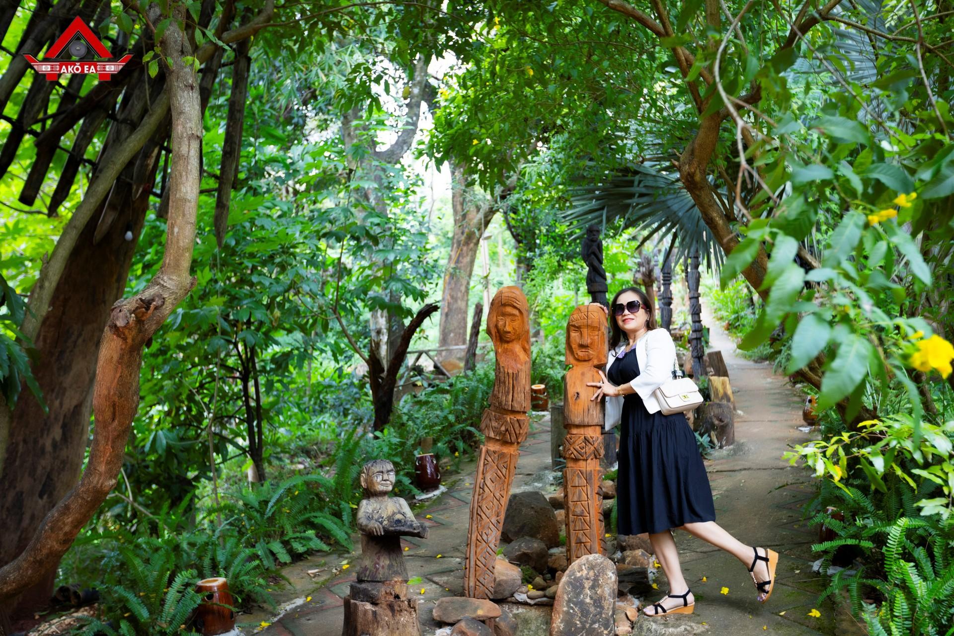 Nhơn PhanIMG 9742