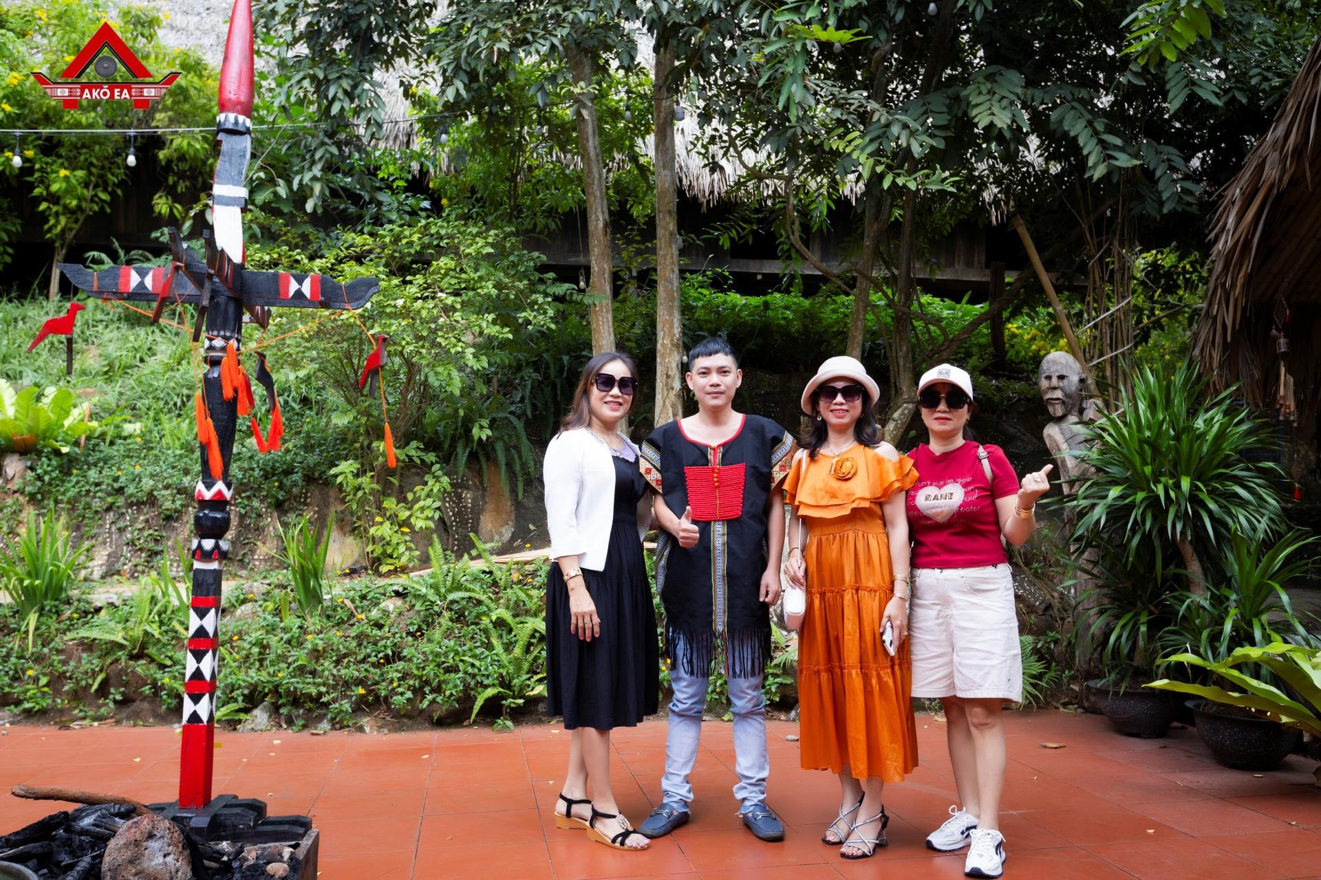 Nhơn PhanIMG 9753