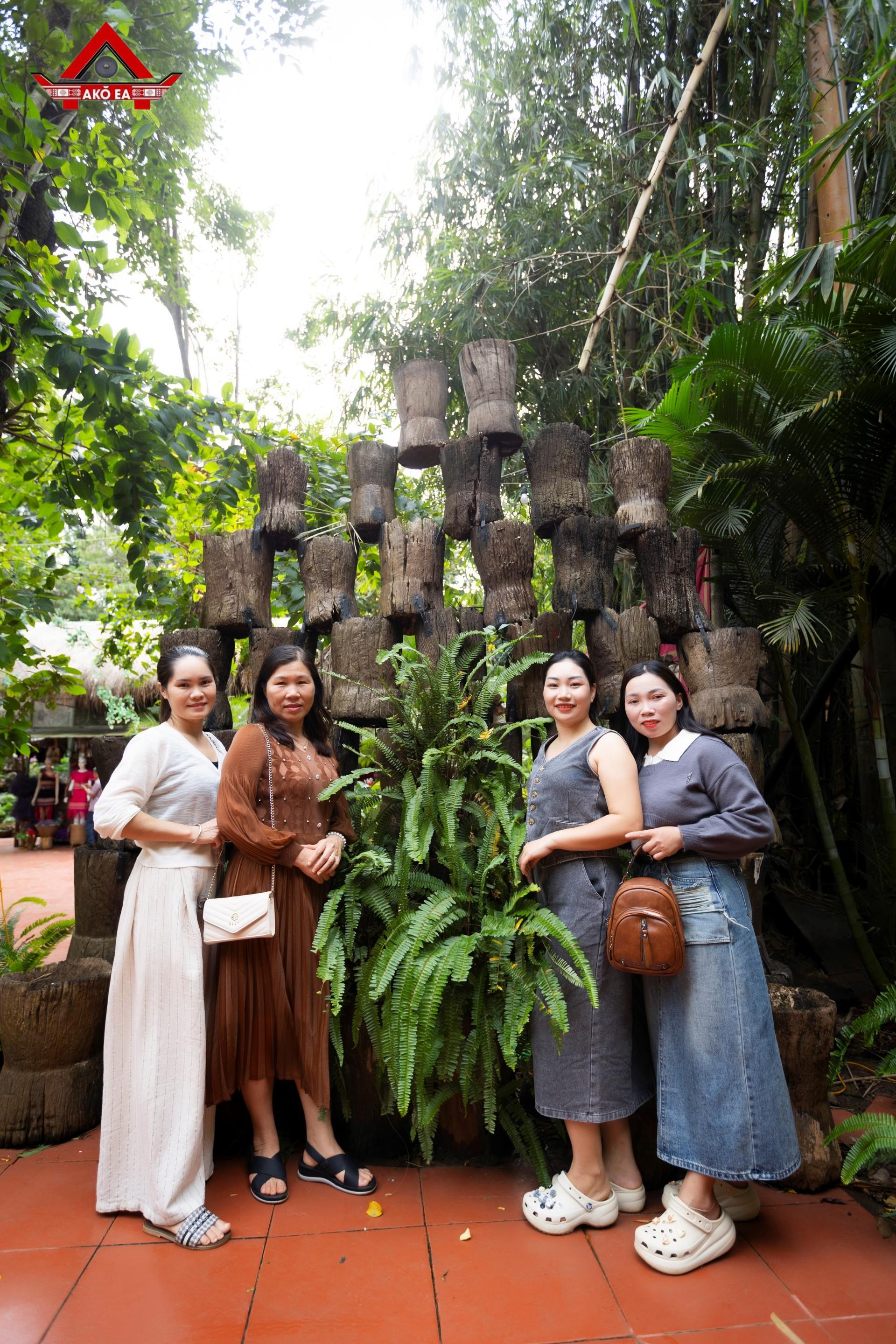 Nhơn PhanIMG 9903